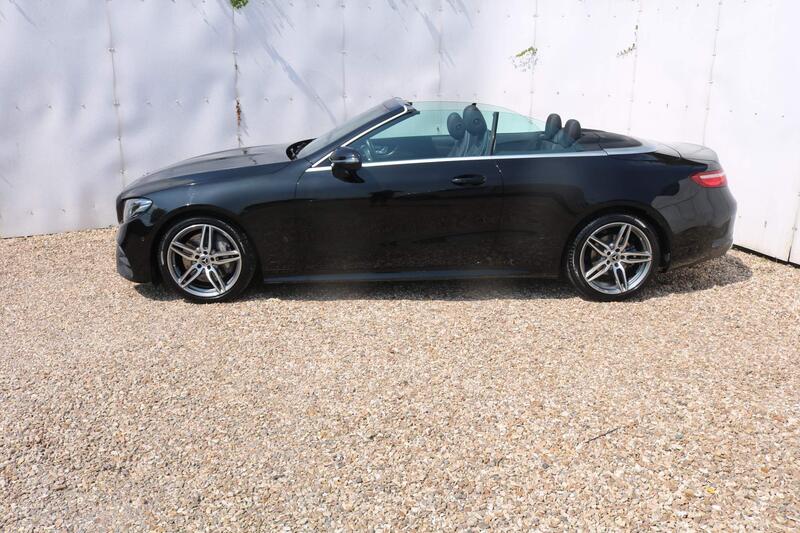 Mercedes-Benz E-Class view 4