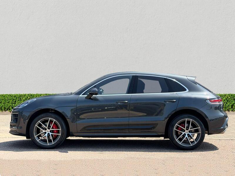 Porsche Macan view 5