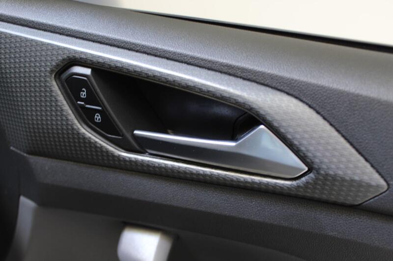 2021 Volkswagen T-Cross in Blue — image 40 of 76