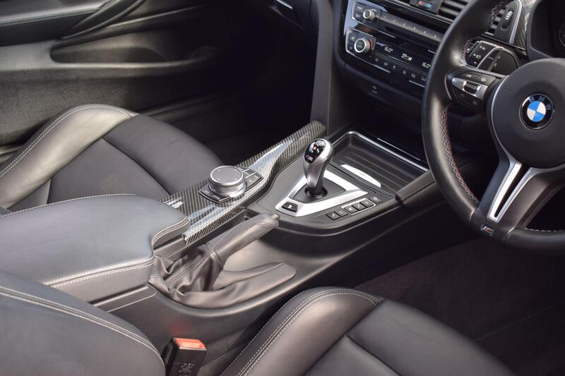 BMW M4 view 7