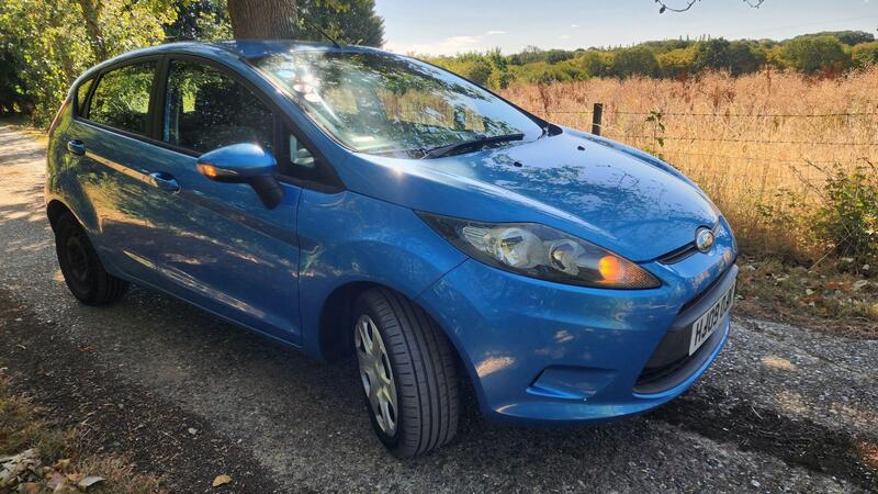 2009 Ford Fiesta — photo 15