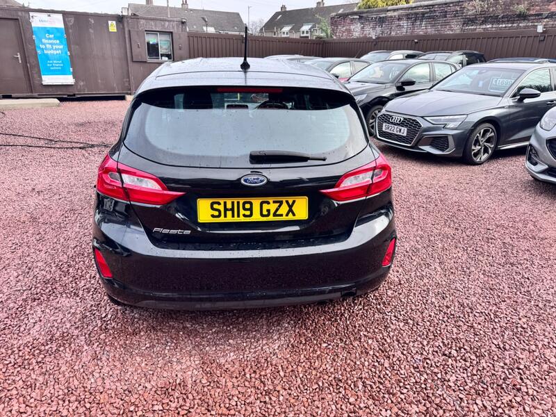 Ford Fiesta view 5