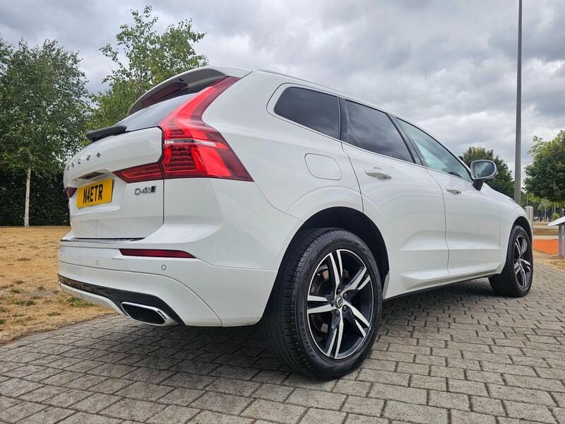 Volvo XC60 view 2