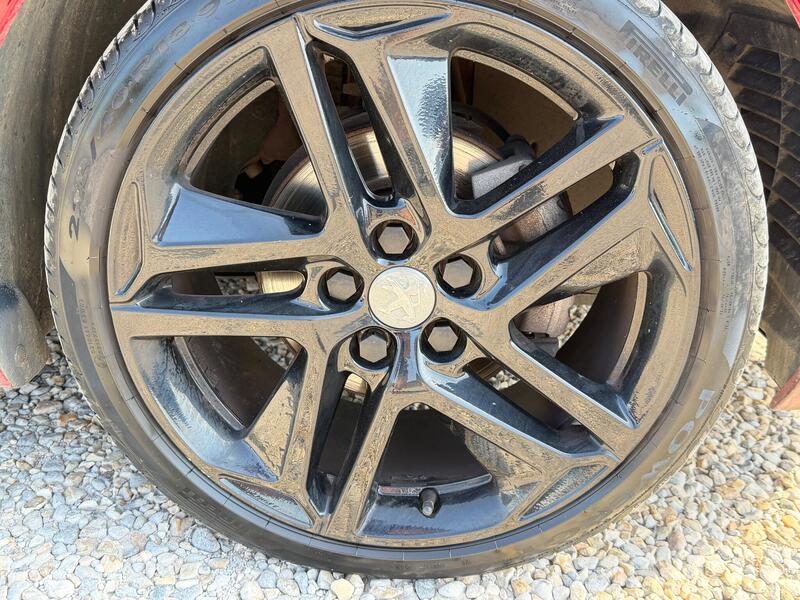 Peugeot 308 view 2