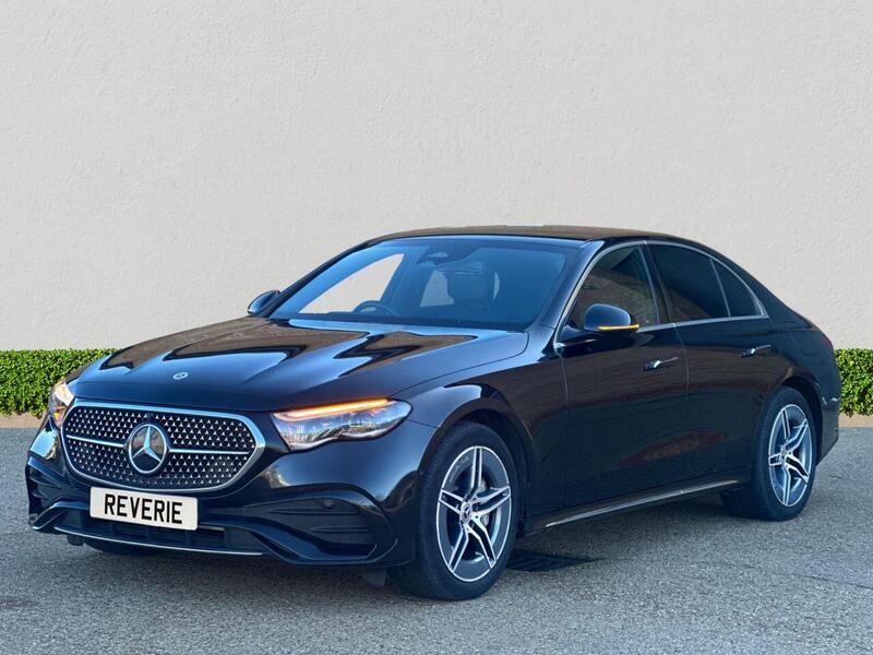 Mercedes-Benz E Class view 3