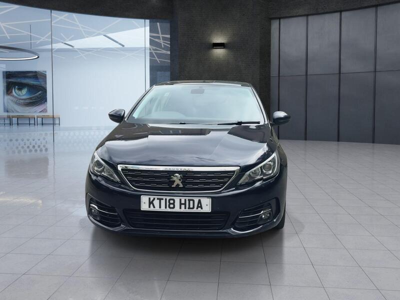 Peugeot 308 view 3