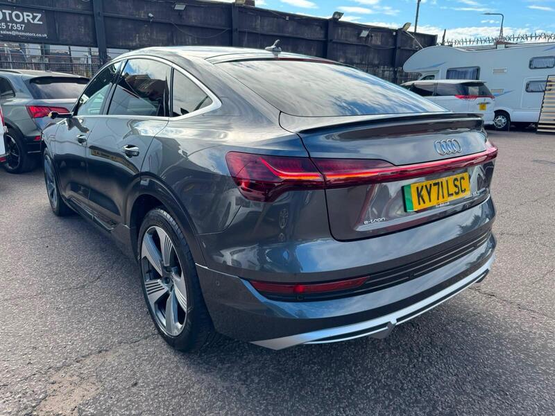 Audi E-Tron view 6