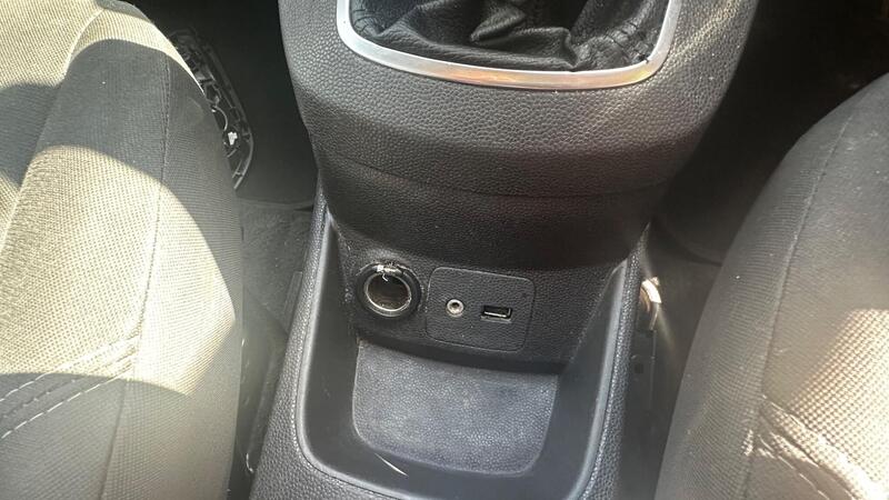 2014 Ford Fiesta — photo 8