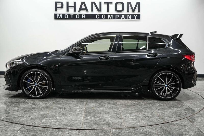 BMW 1 Series view 3