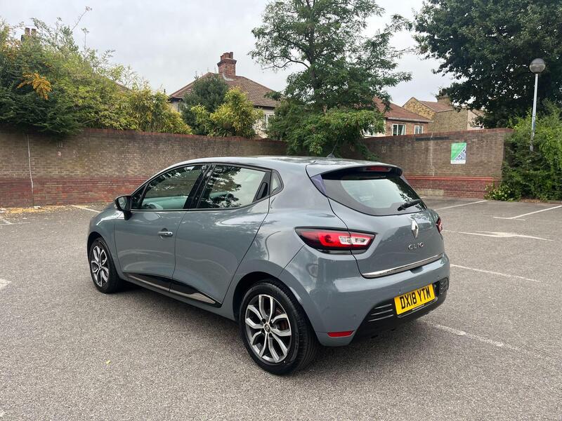Renault Clio view 5