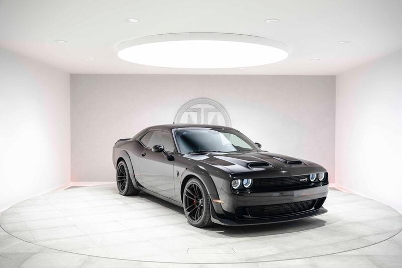 Dodge Challenger view 5