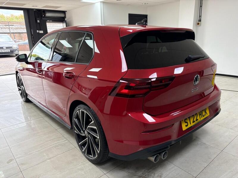 Volkswagen Golf view 5