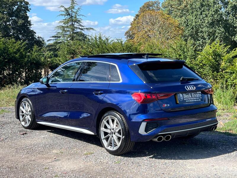 Audi Audi S3 view 4