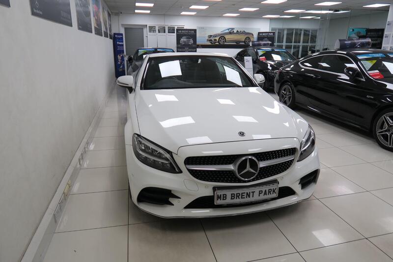 Mercedes-Benz C Class view 4
