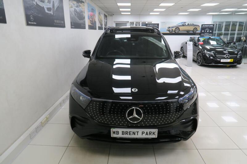 Mercedes-Benz 250 view 2
