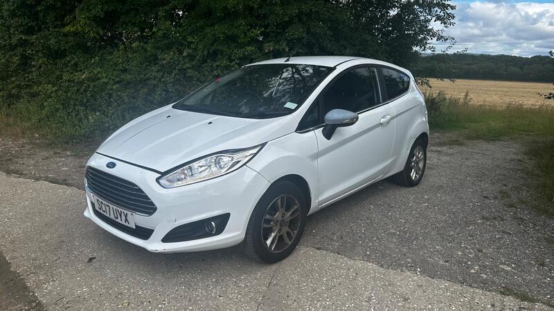 2017 Ford Fiesta — photo 3