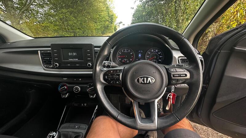 2017 Kia Rio — photo 18