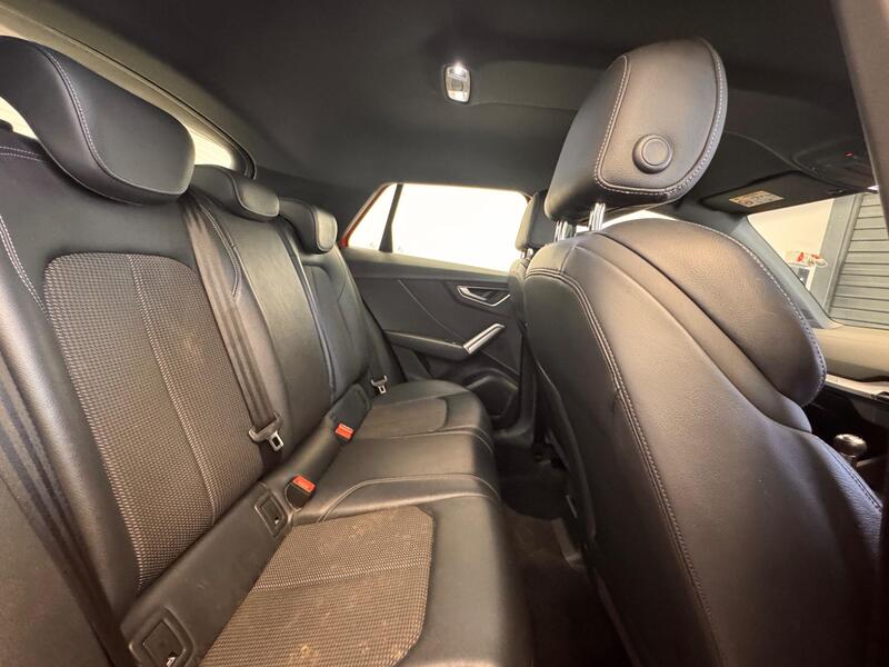 Audi Q2 view 28