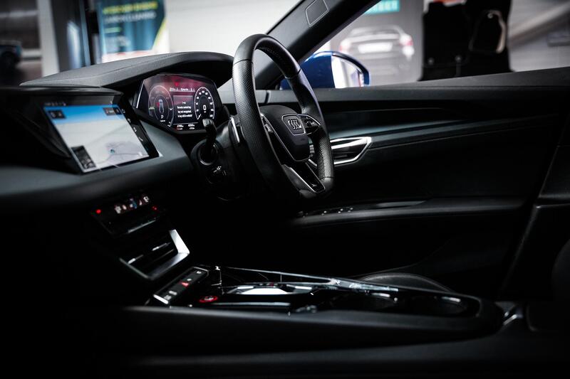 Audi E-Tron GT view 3