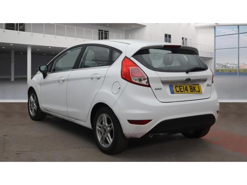 Ford Fiesta view 5