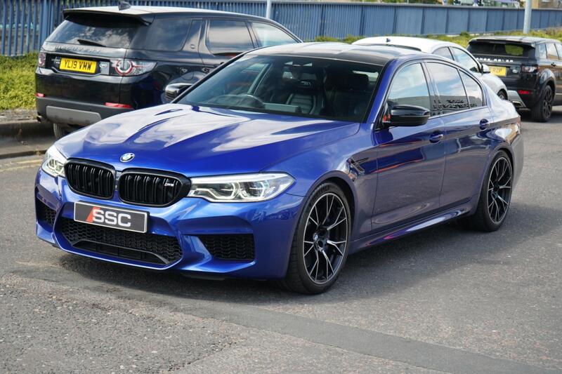BMW M5 view 7
