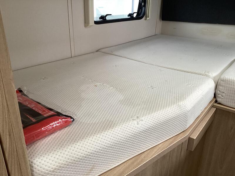 Elddis Autoquest 194 — image 25