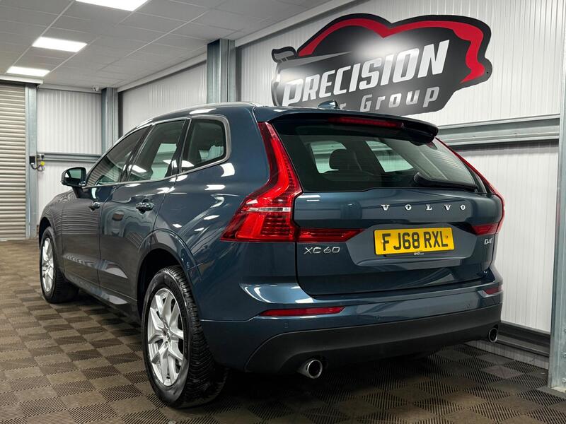 Volvo XC60 view 5
