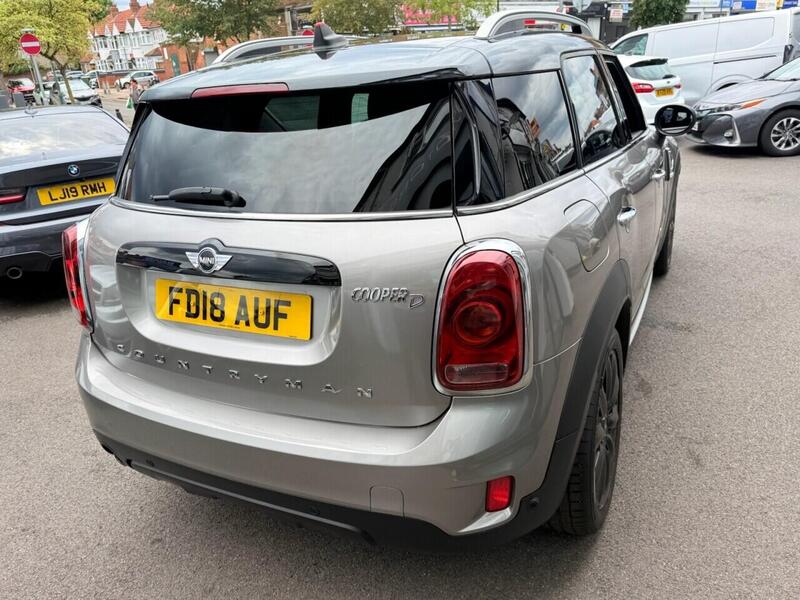 MINI Countryman view 6