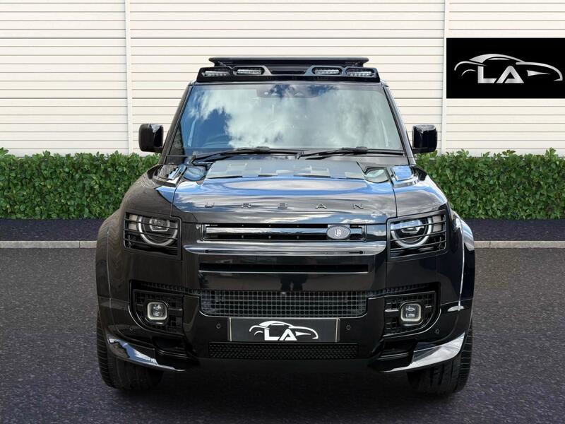 Land Rover Defender view 4
