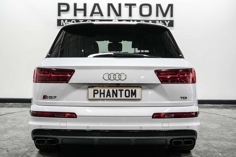 Audi Audi SQ7 view 4