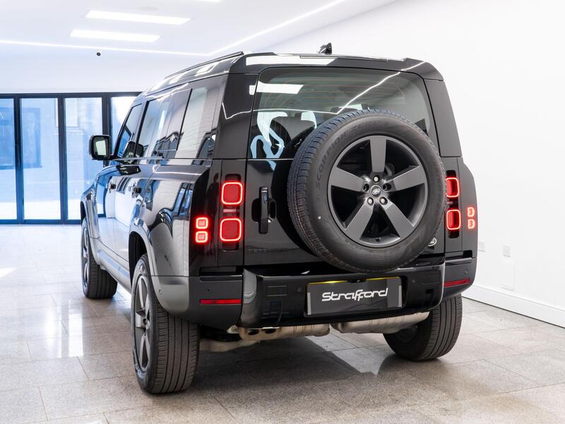 Land Rover Defender view 6