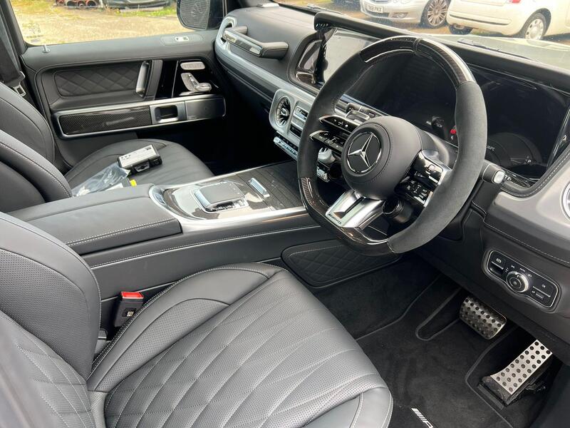 Mercedes-Benz G-Class view 3