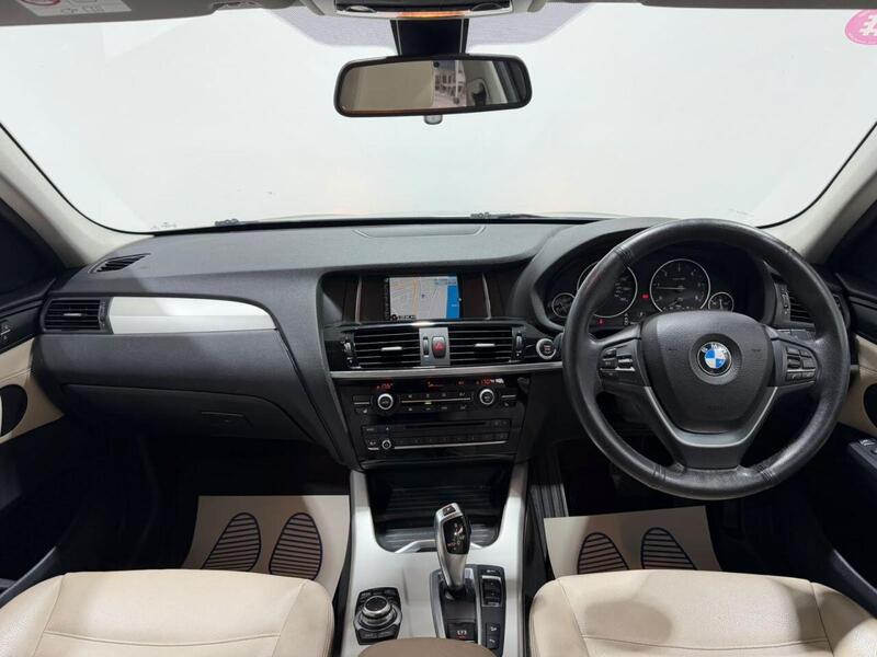 BMW X3 view 4