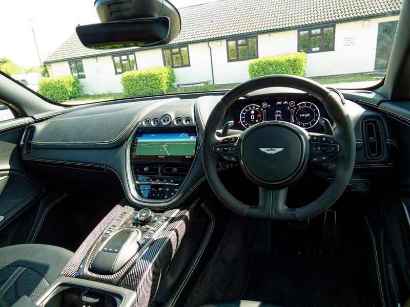 Aston Martin DBX view 34