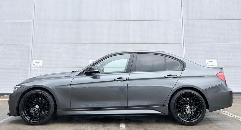BMW 3 Series view 6