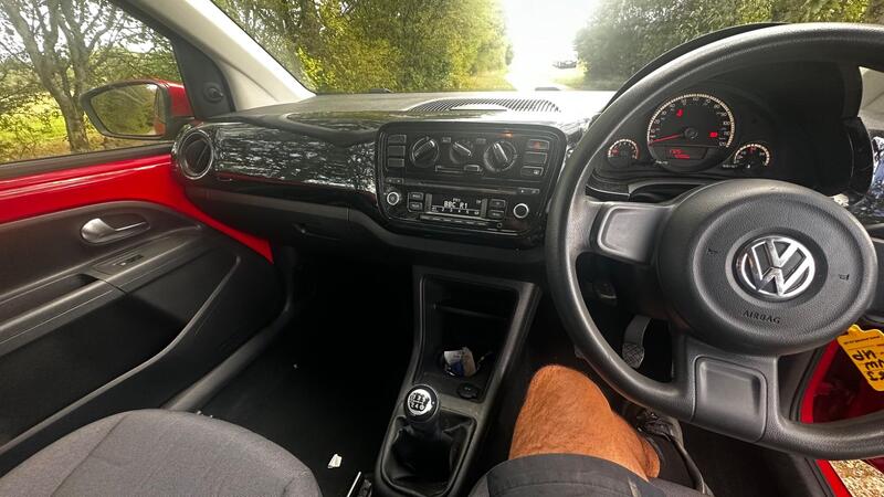 2013 Volkswagen up! — photo 14