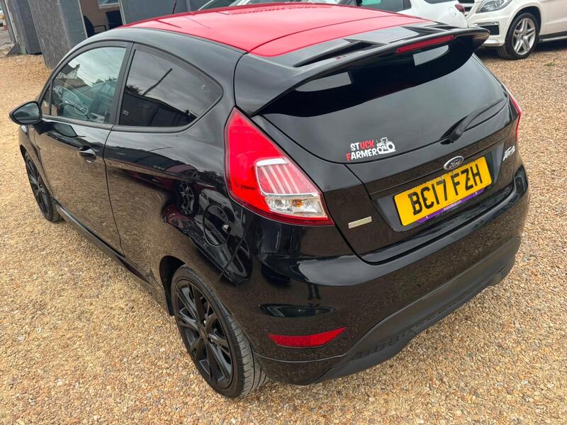 Ford Fiesta view 5