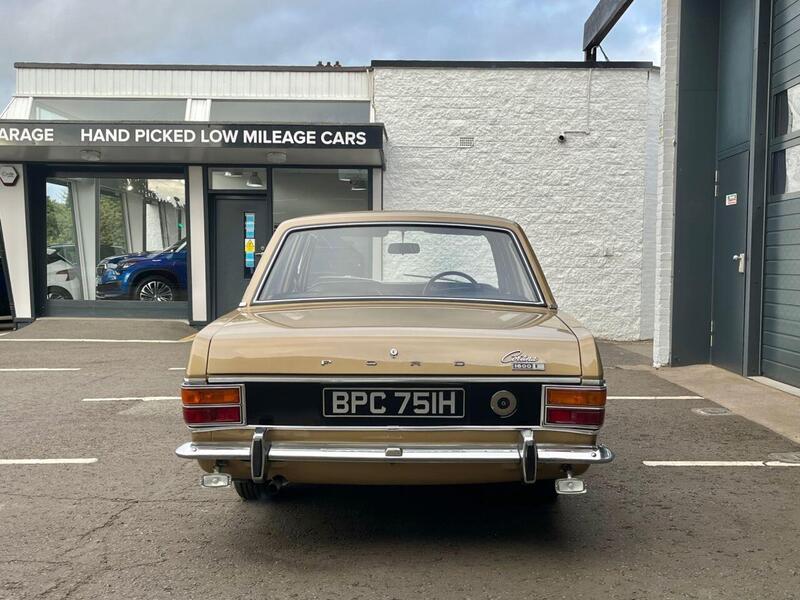 Ford Cortina view 7