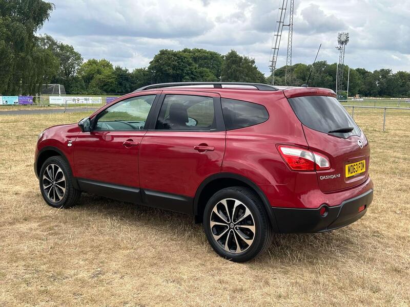 Nissan Qashqai+2 view 7