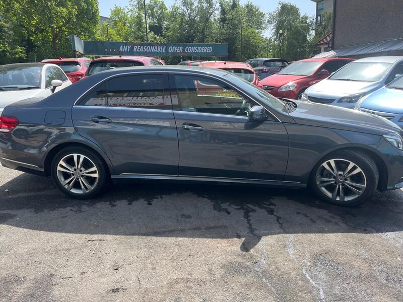 Mercedes-Benz E Class view 7