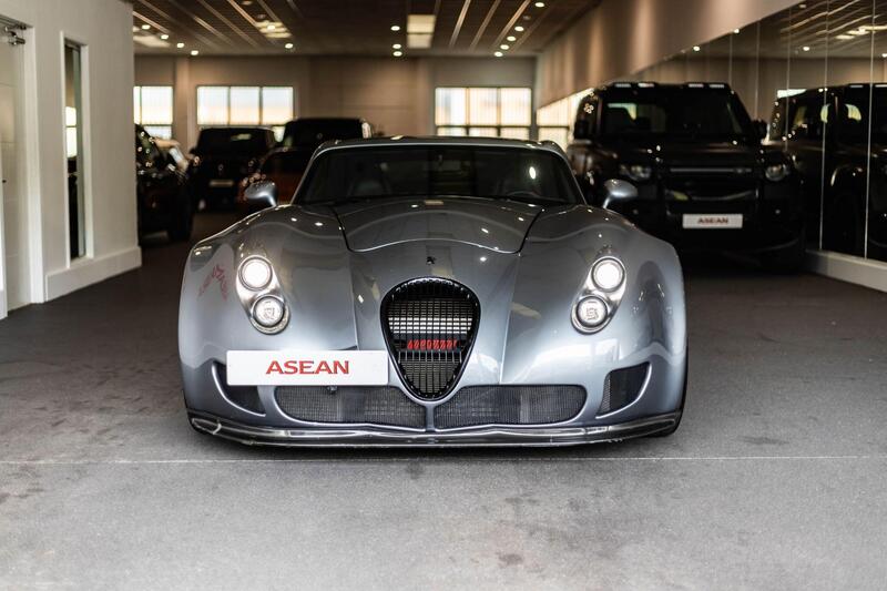 2020 Wiesmann MF4 view 3