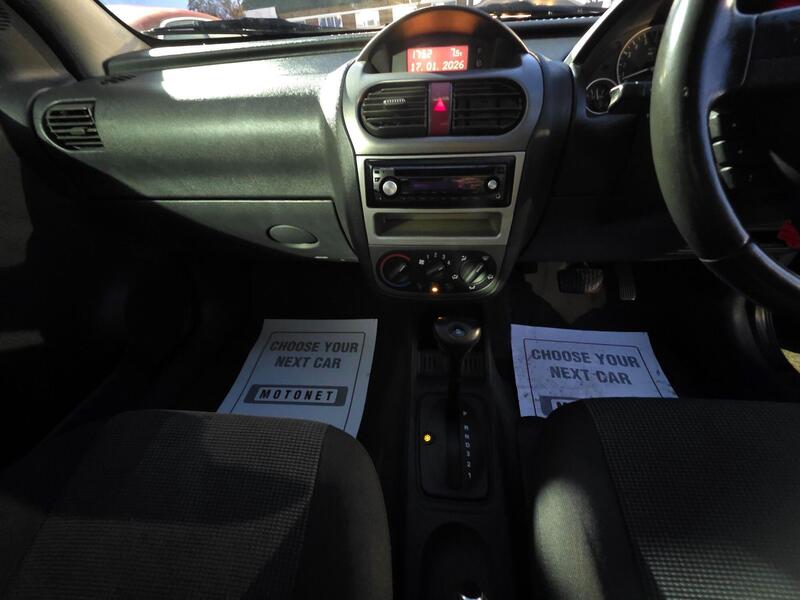 Vauxhall Corsa view 2