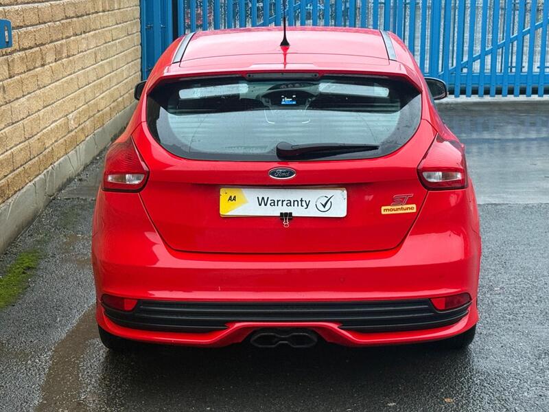Ford Focus view 6