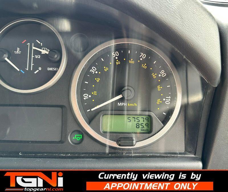 Land Rover Defender view 23