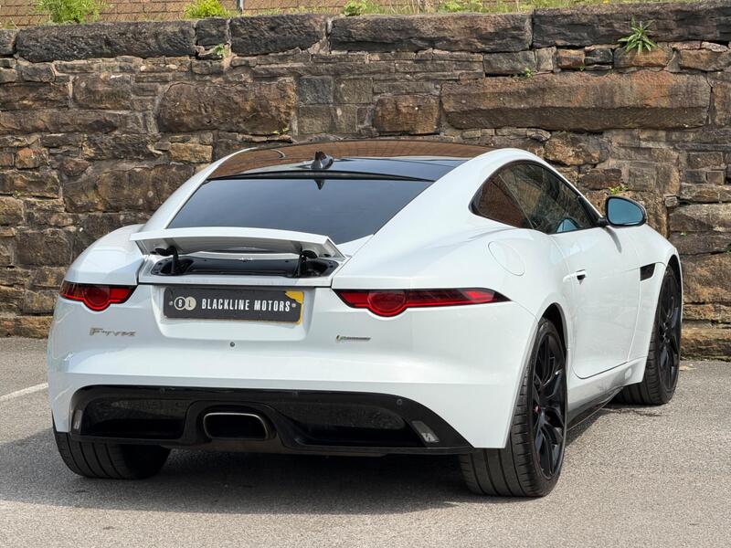 Jaguar F-Type view 7