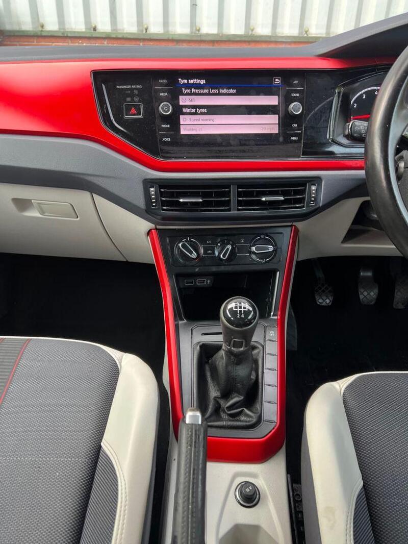 Volkswagen Polo view 19