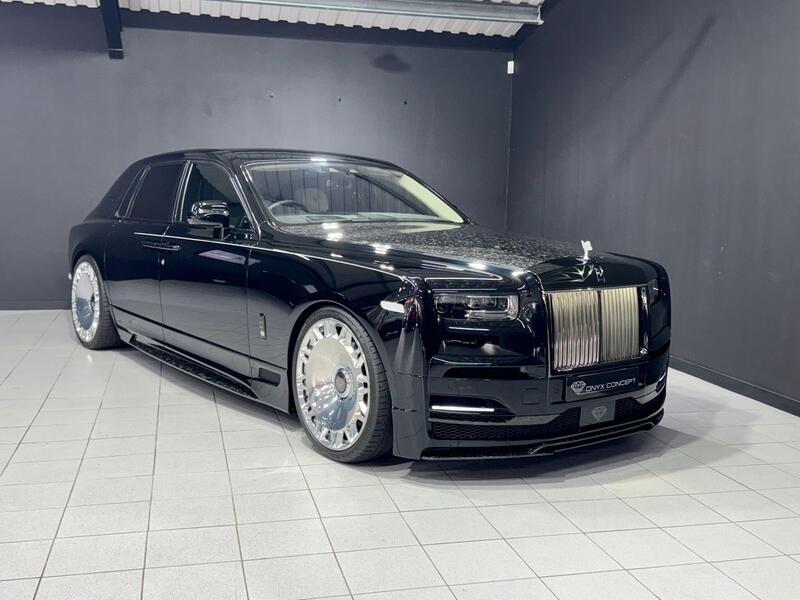 Rolls-Royce Phantom view 6