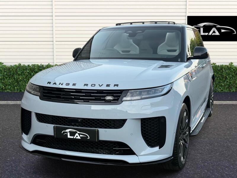 Land Rover Range Rover Sport view 2