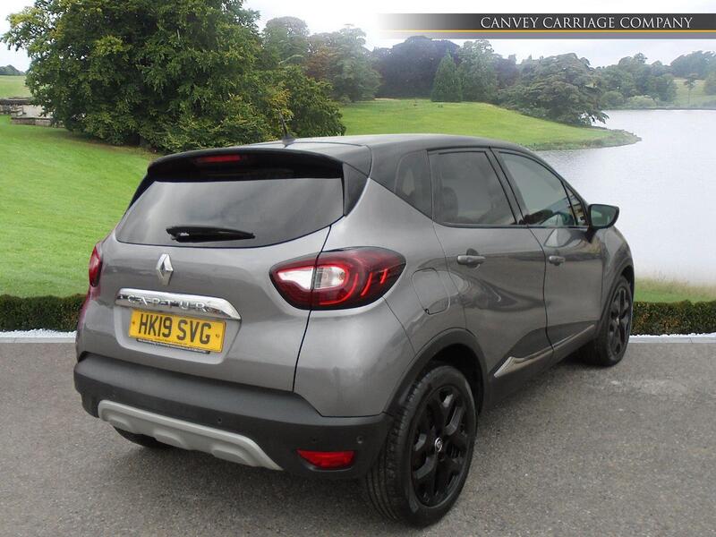 Renault Captur view 3