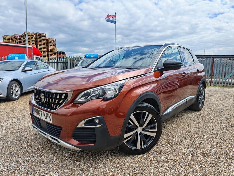 Peugeot 3008 view 3
